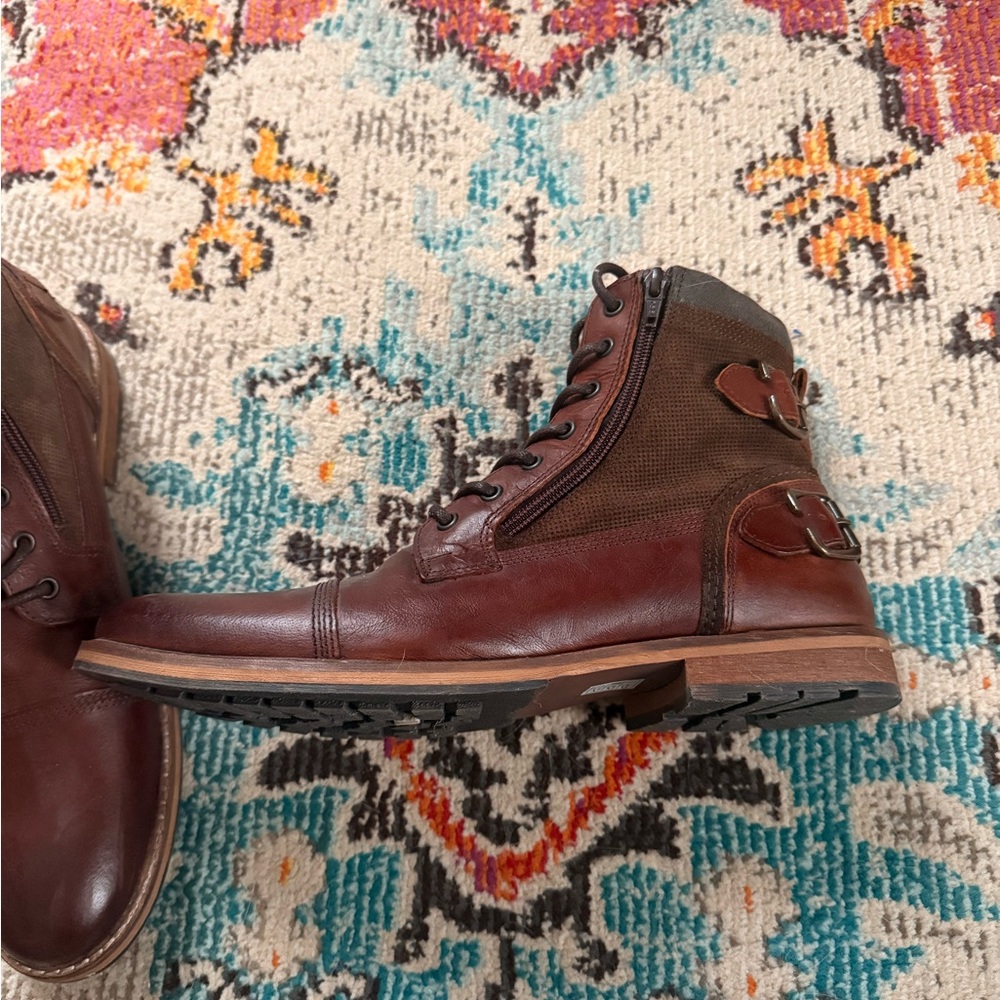 Men’s Crown Vintage Leather Lace Up Boots - Picture 3 of 8